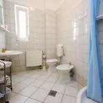 & Petra - One Bedroom With Balcony And Sea View Apartmán