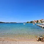 Apartmán & Petra - One Bedroom With Balcony And Sea View Žaborić