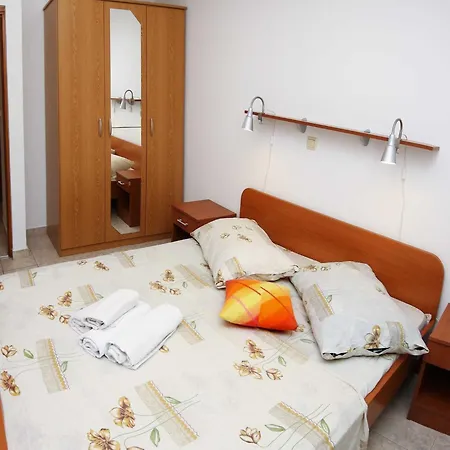 & Petra - One Bedroom With Balcony And Sea View