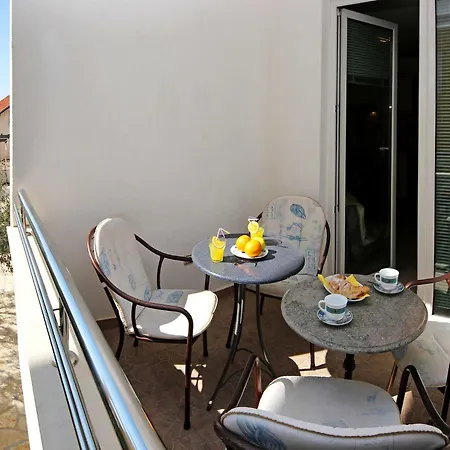 & Petra - One Bedroom With Balcony And Sea View Lejlighed