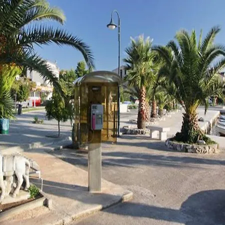 & Petra - One Bedroom With Balcony And Sea View Zaboric