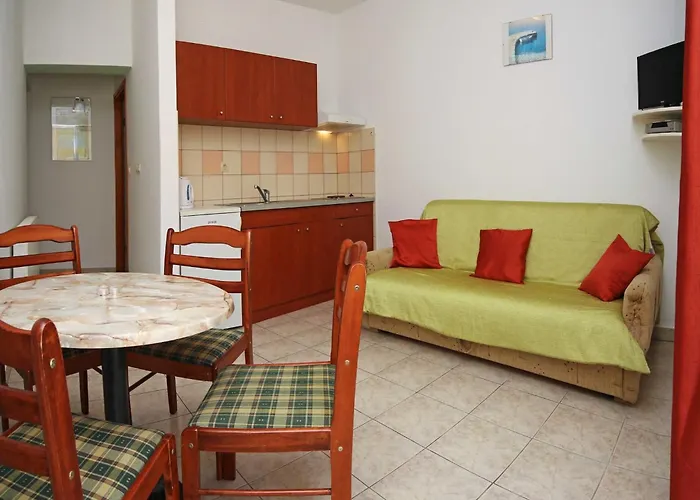 & Petra - One Bedroom With Balcony And Sea View *