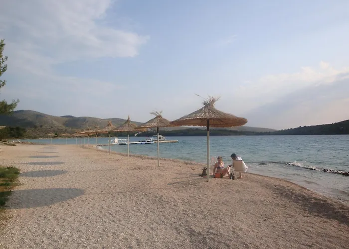 & Petra - One Bedroom With Balcony And Sea View Apartment