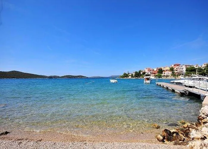 아파트 & Petra - One Bedroom With Balcony And Sea View 자보리치